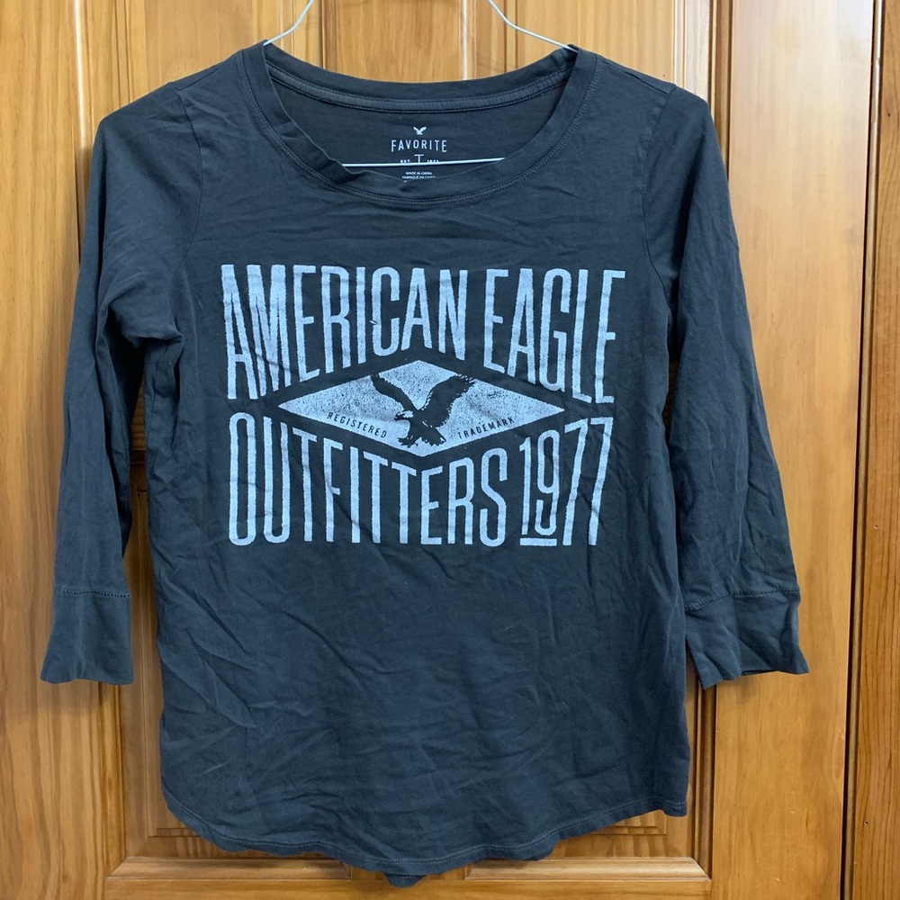 American Eagle Favorite Tee